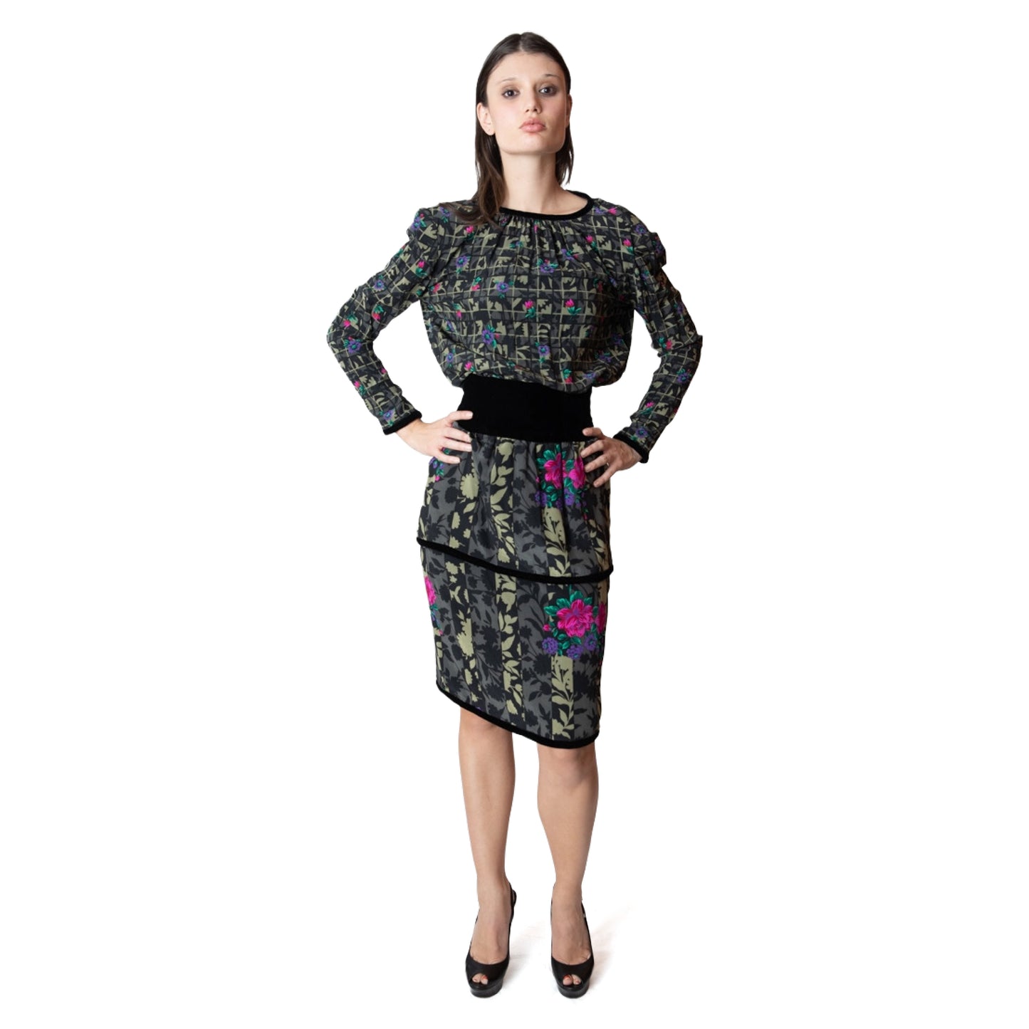 Miss O by Oscar de la Renta Abstract Floral Set with Velvet